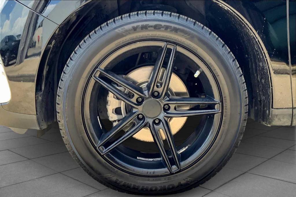 used 2021 Acura RDX car, priced at $22,495