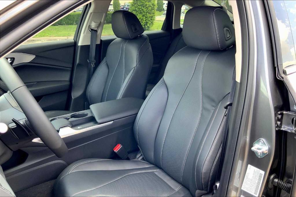new 2025 Acura TLX car, priced at $47,195
