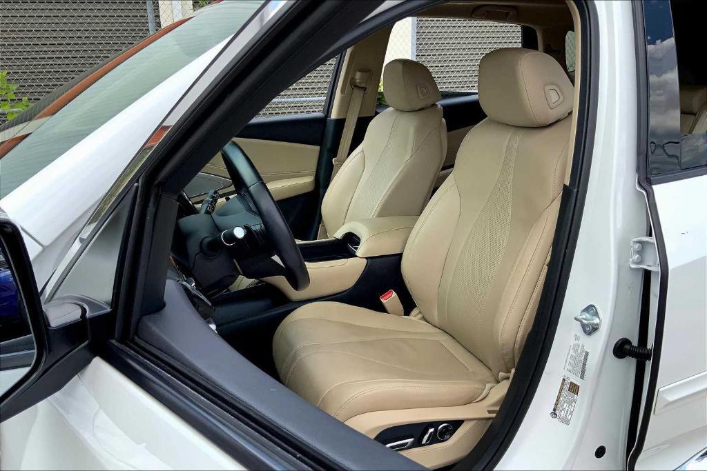 used 2021 Acura RDX car, priced at $27,995
