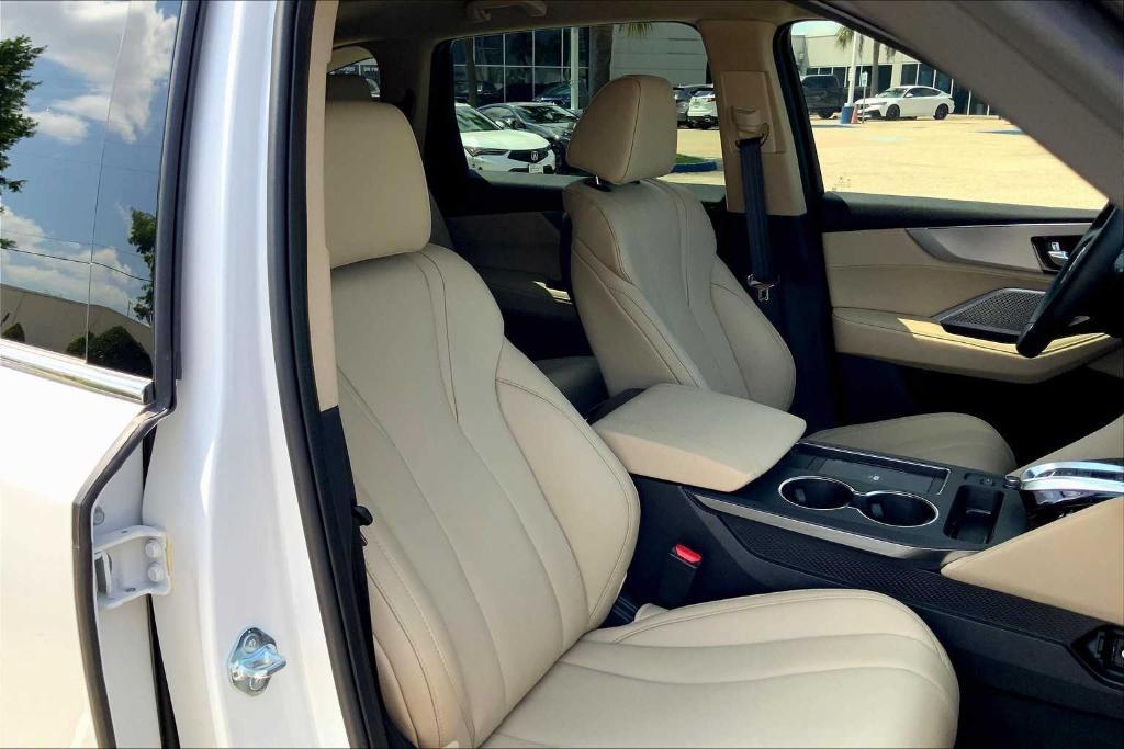 used 2025 Acura MDX car, priced at $47,495