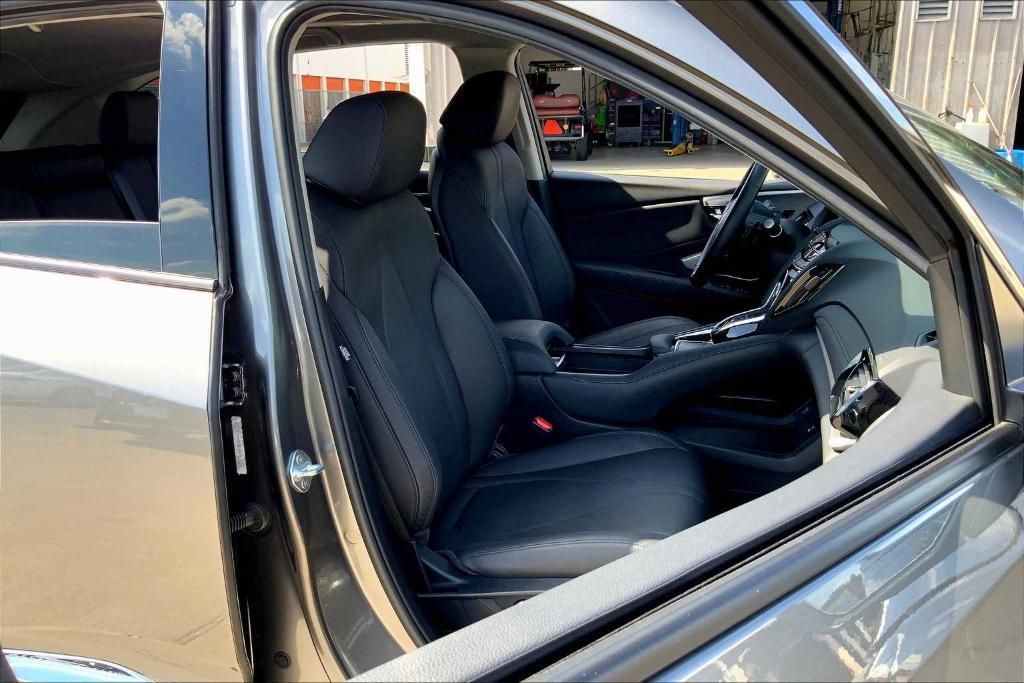 used 2024 Acura RDX car, priced at $39,495