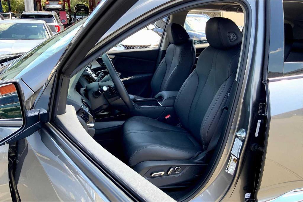 used 2024 Acura RDX car, priced at $39,495