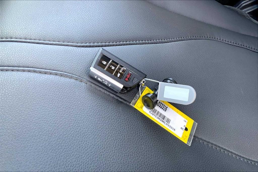 used 2024 Acura RDX car, priced at $39,495