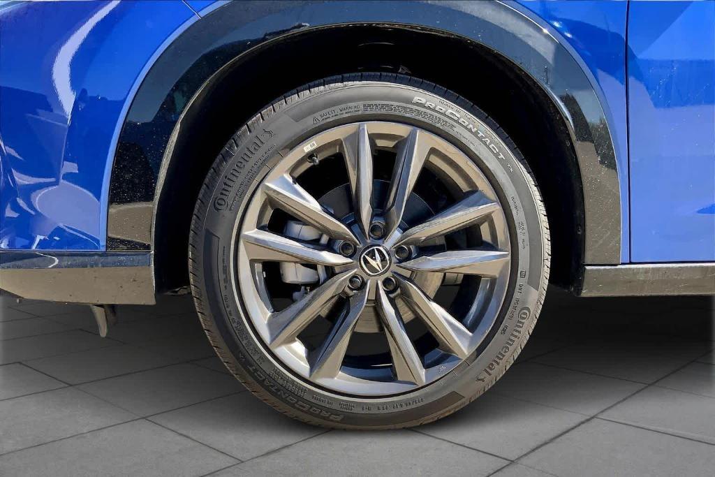 new 2025 Acura ADX car, priced at $38,350