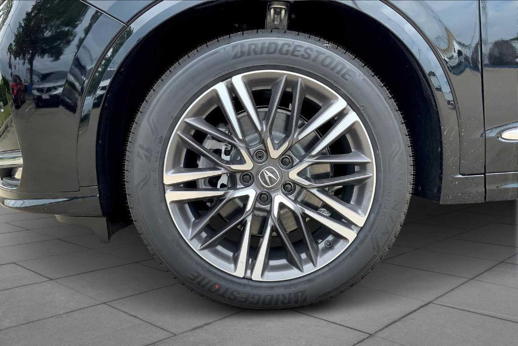 new 2025 Acura MDX car, priced at $68,250