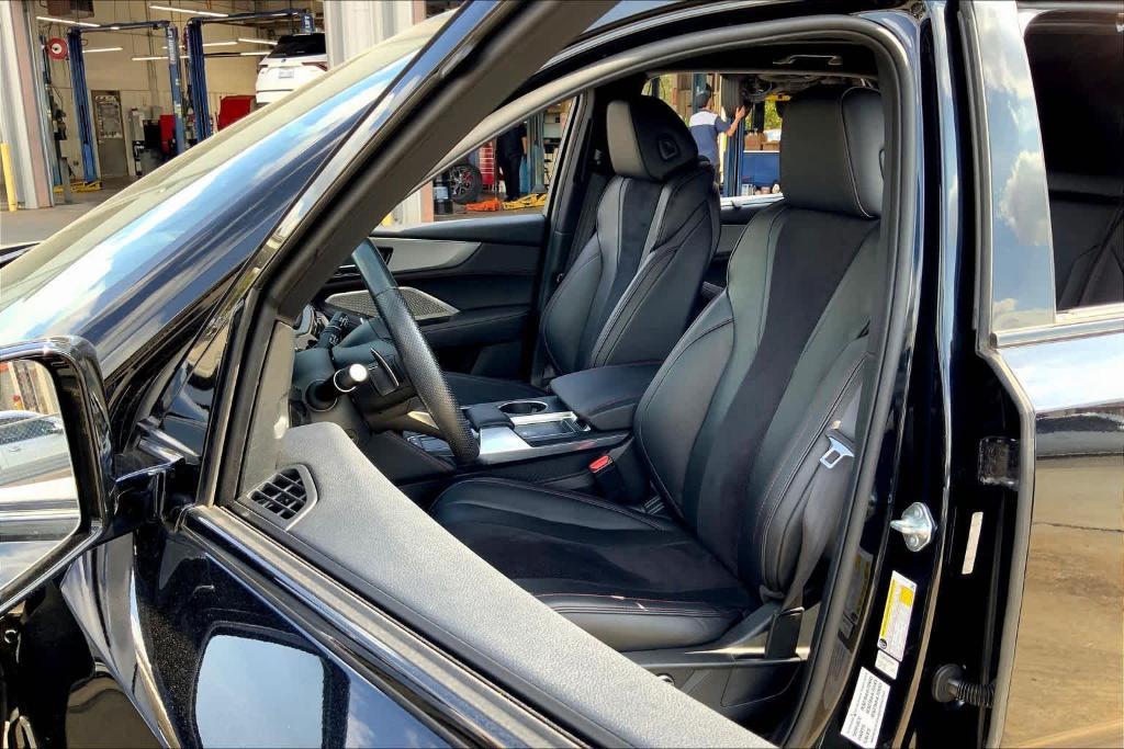 used 2022 Acura MDX car, priced at $38,495