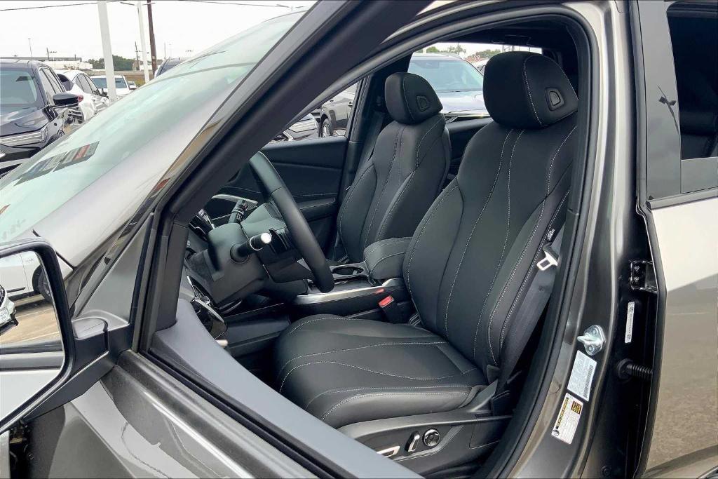 used 2025 Acura RDX car, priced at $43,994