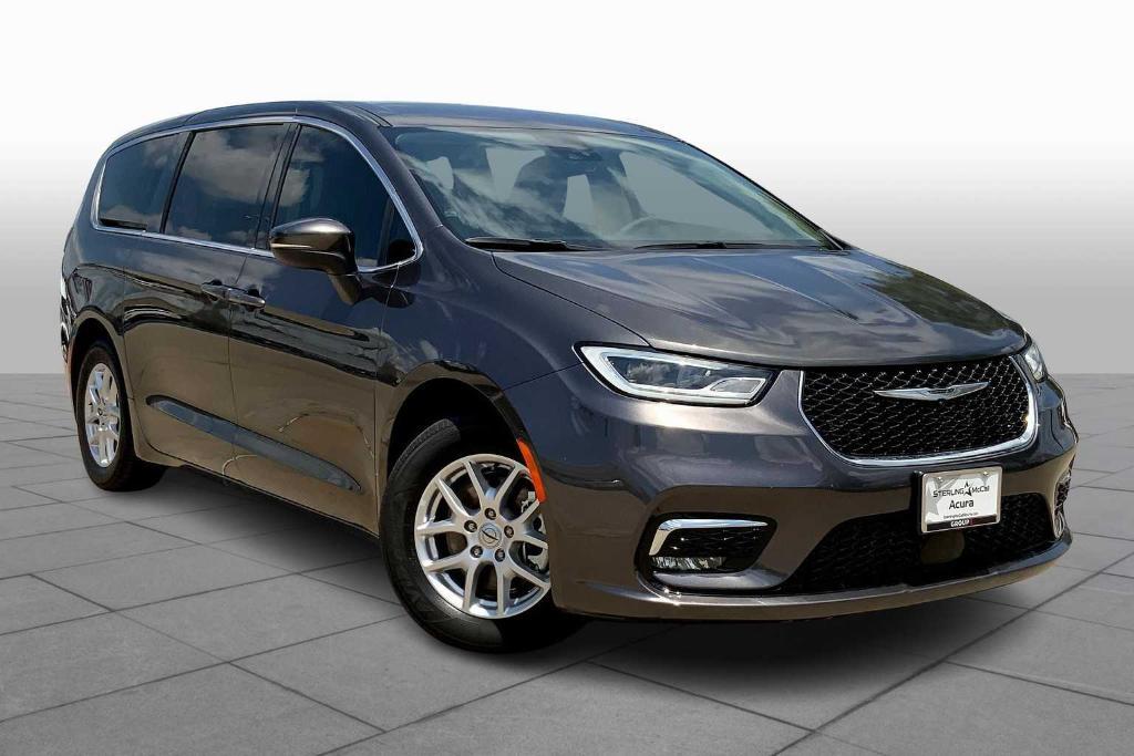 used 2023 Chrysler Pacifica car, priced at $29,995