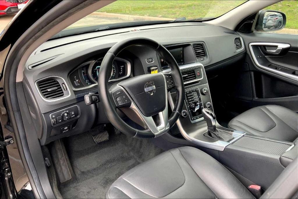 used 2015 Volvo V60 car, priced at $9,995