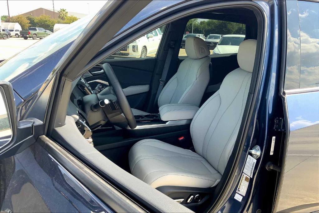 new 2025 Acura RDX car, priced at $46,050