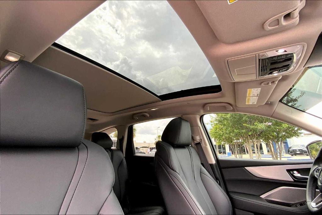 used 2024 Acura MDX car, priced at $41,995