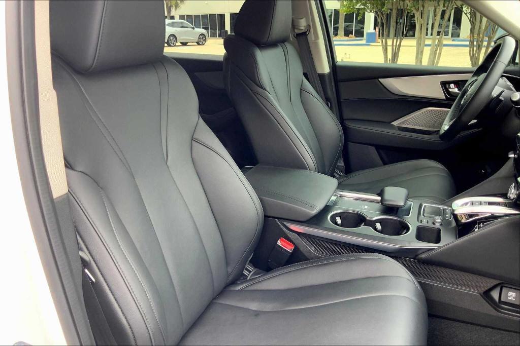 used 2024 Acura MDX car, priced at $41,995