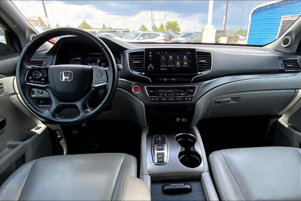 used 2021 Honda Pilot car, priced at $27,495