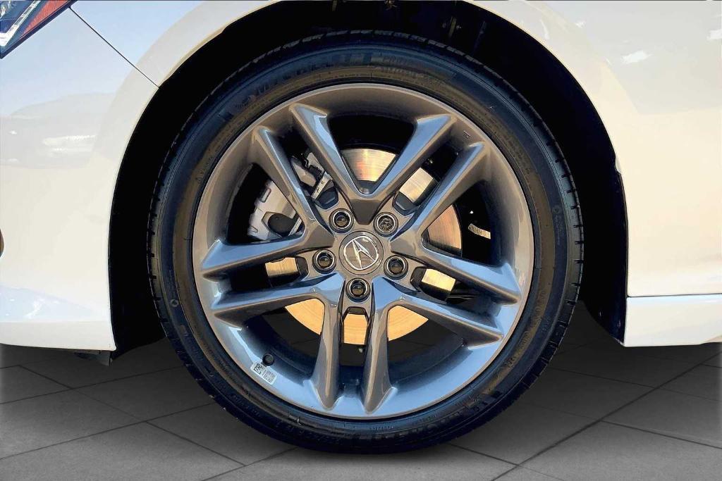 used 2025 Acura TLX car, priced at $44,995