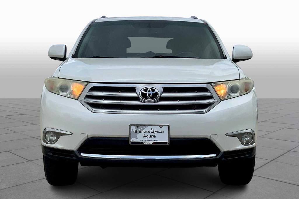 used 2011 Toyota Highlander car, priced at $10,995