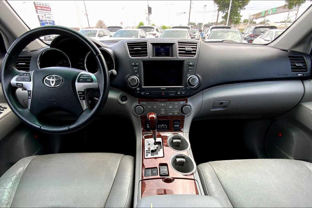 used 2011 Toyota Highlander car, priced at $10,995