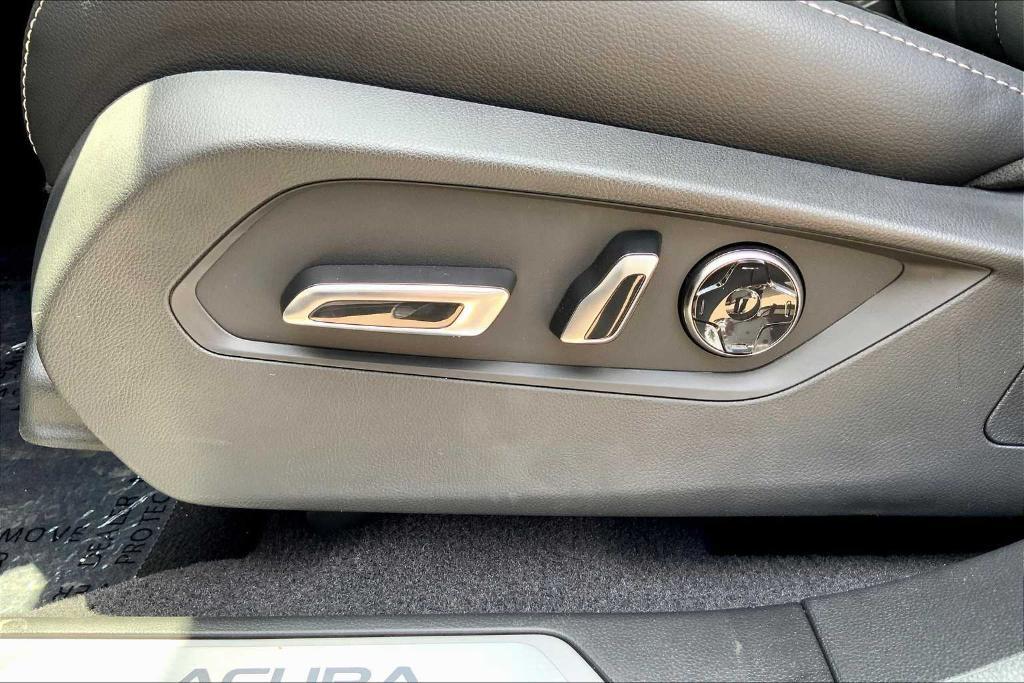 new 2025 Acura RDX car, priced at $46,650