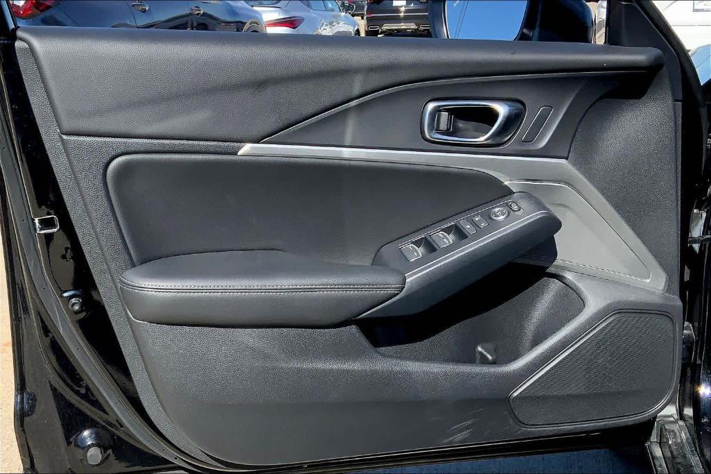 used 2025 Acura Integra car, priced at $31,995