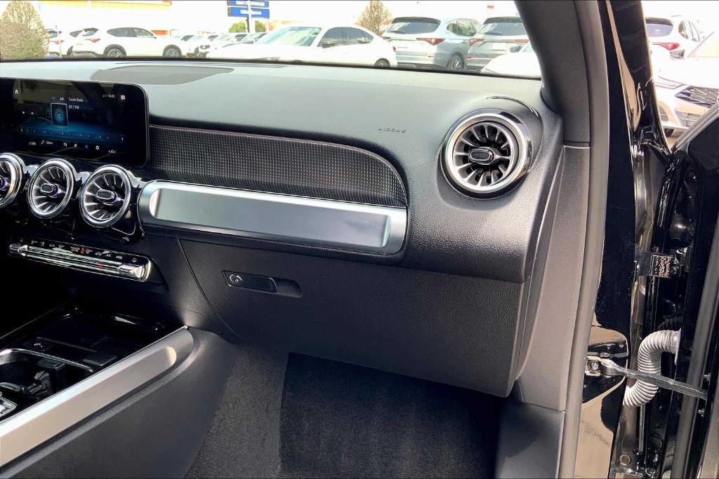 used 2023 Mercedes-Benz GLB 250 car, priced at $34,995