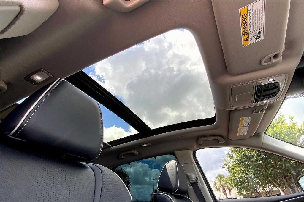 used 2023 Acura MDX car, priced at $44,995
