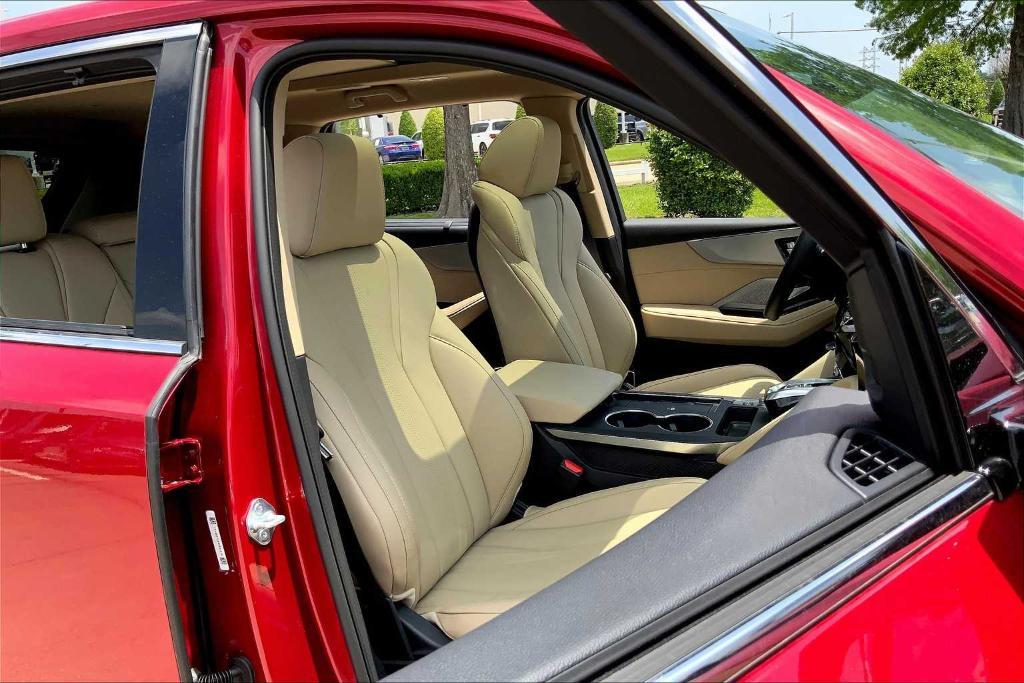 used 2025 Acura MDX car, priced at $50,994