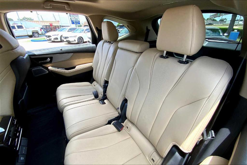 used 2025 Acura MDX car, priced at $50,994