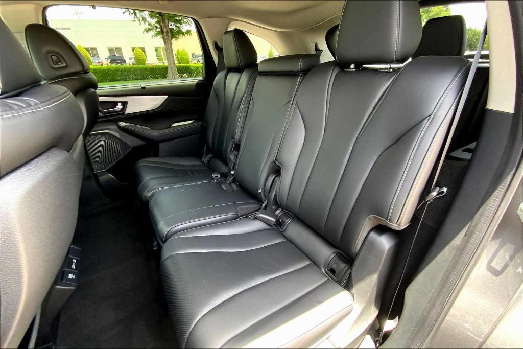 used 2024 Acura MDX car, priced at $38,995