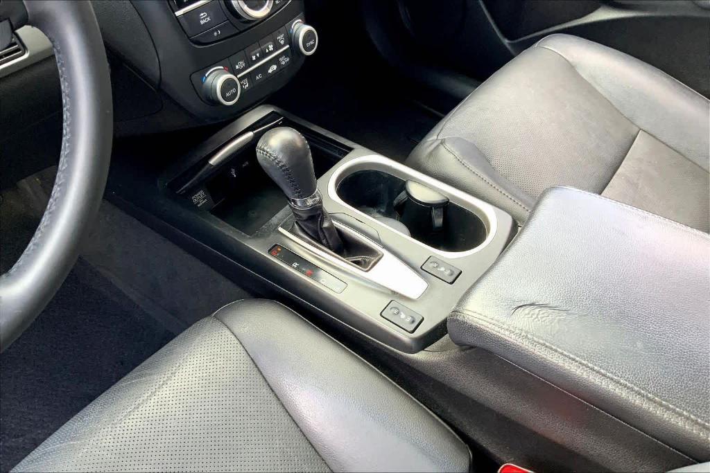 used 2016 Acura RDX car, priced at $13,995