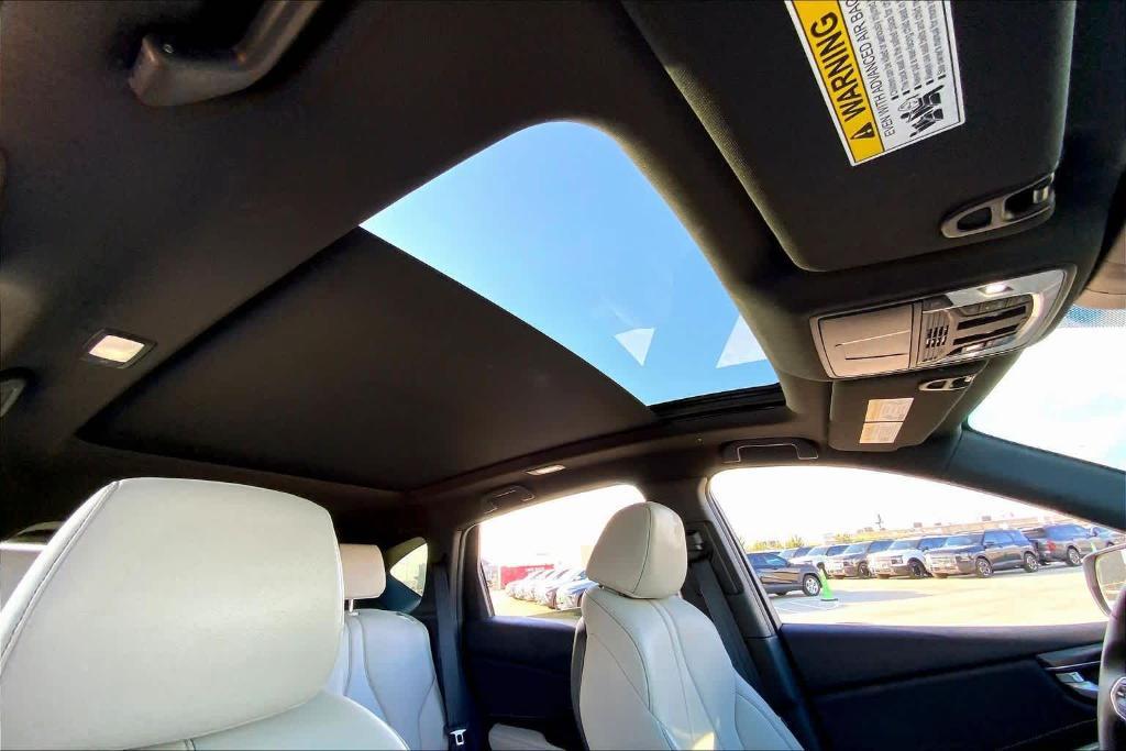 used 2025 Acura RDX car, priced at $40,995