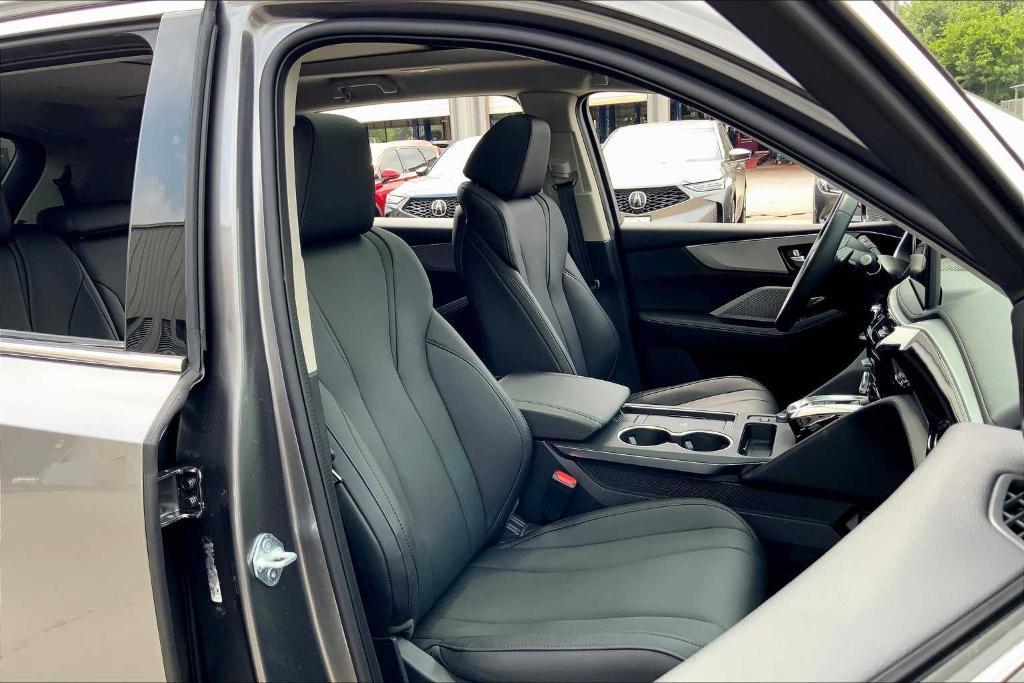used 2025 Acura MDX car, priced at $49,994