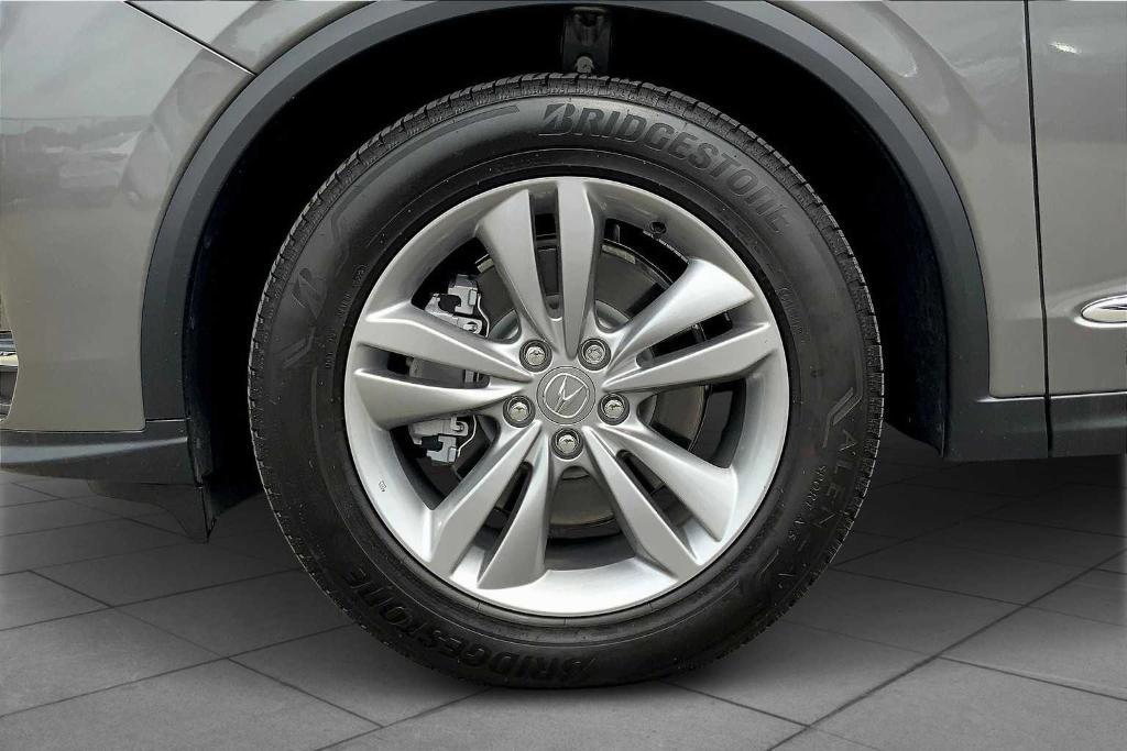 used 2025 Acura MDX car, priced at $49,994