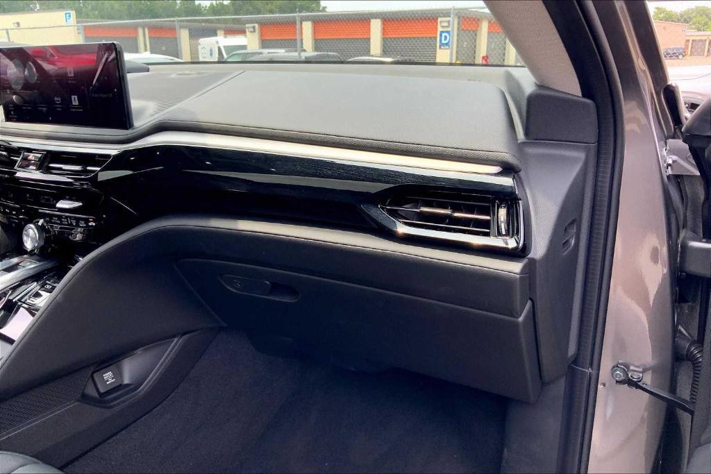 used 2025 Acura MDX car, priced at $49,994