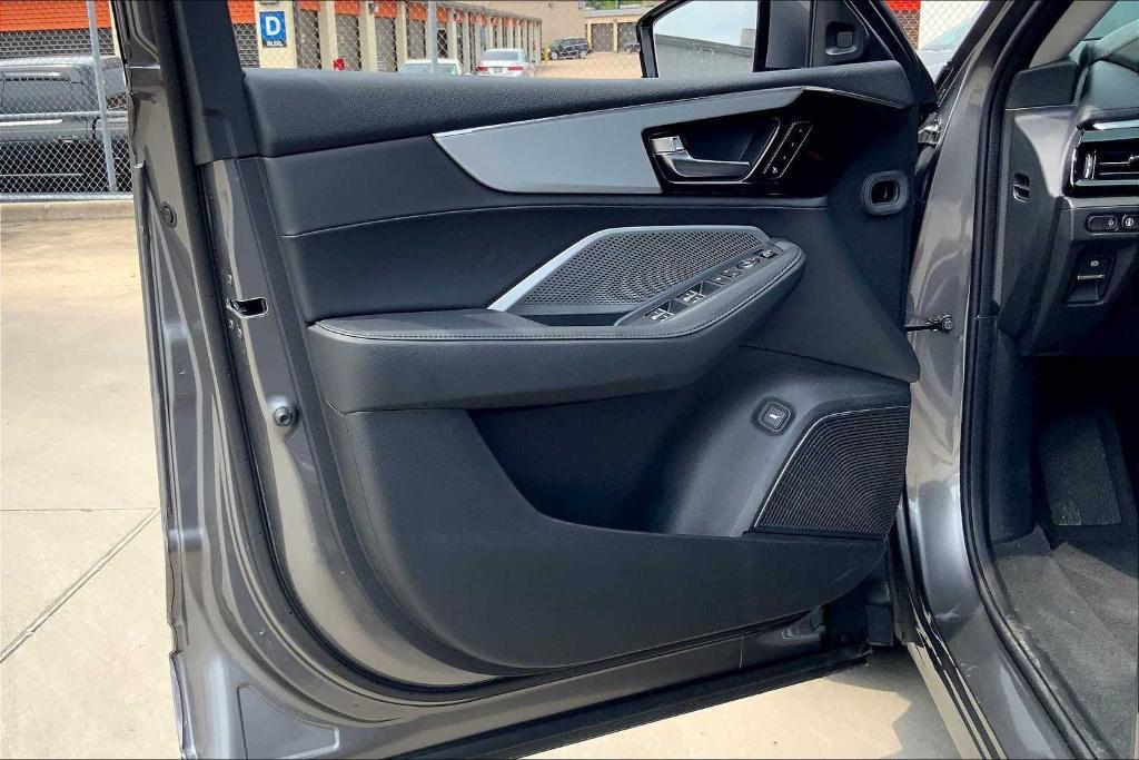 used 2025 Acura MDX car, priced at $49,994