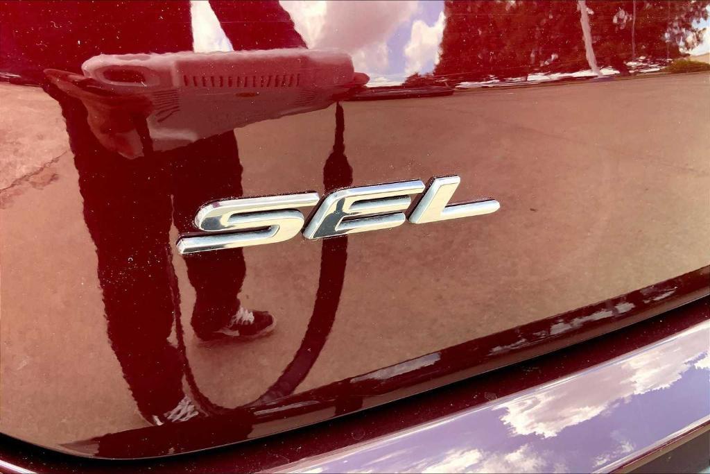 used 2021 Ford Edge car, priced at $21,795