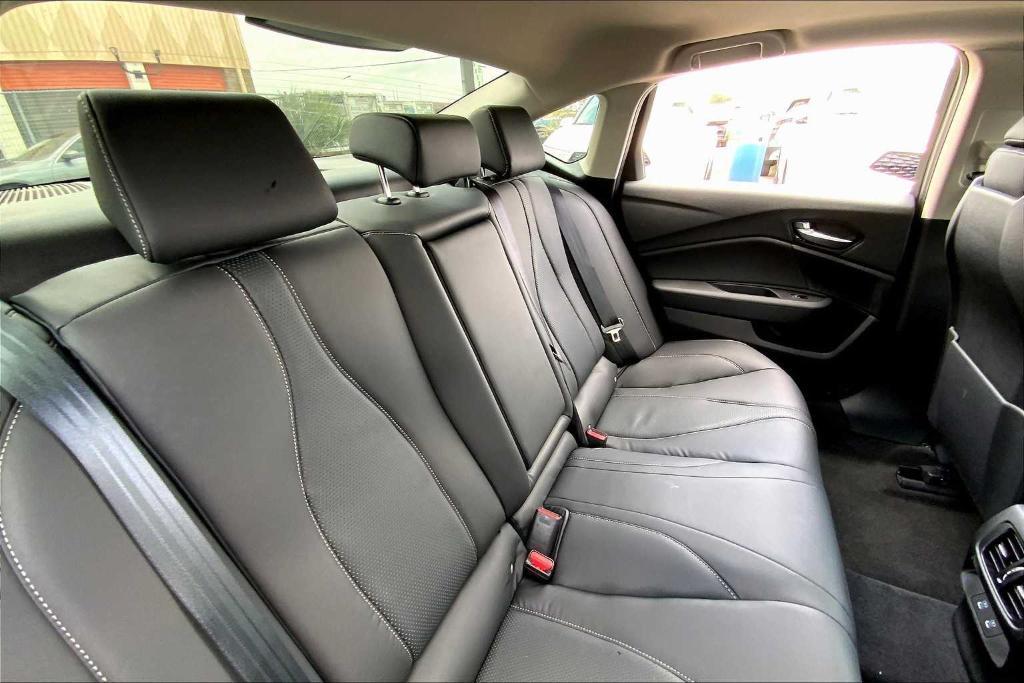 used 2025 Acura TLX car, priced at $40,995