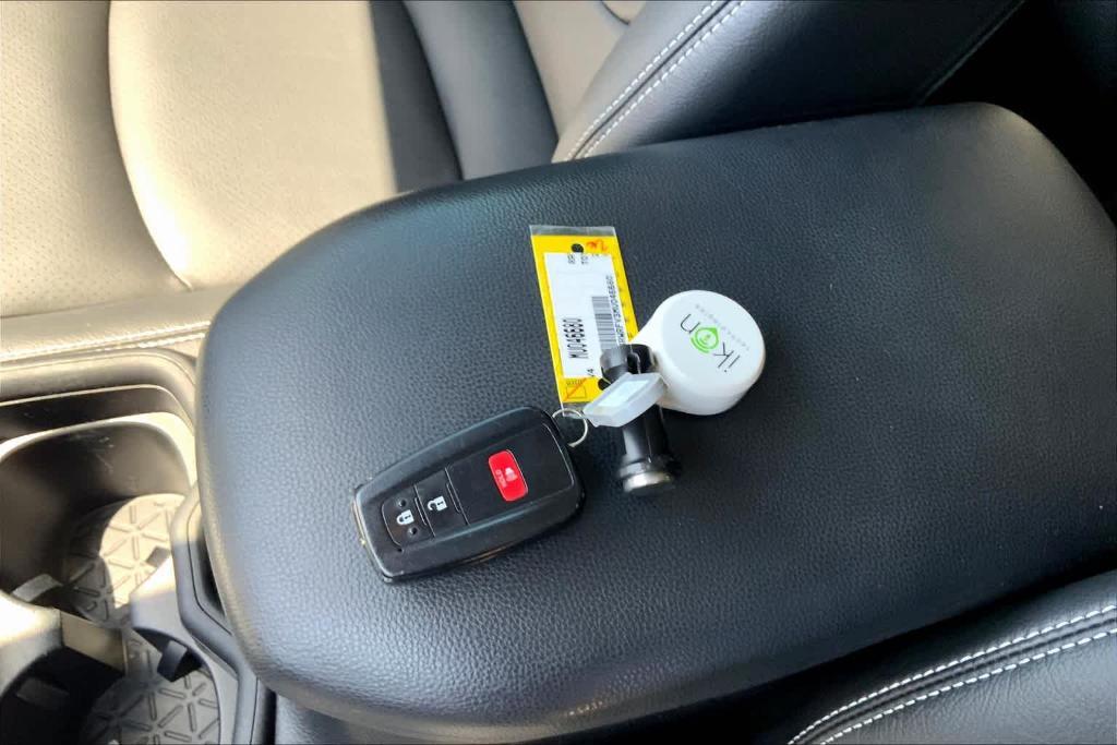used 2021 Toyota RAV4 Hybrid car, priced at $27,995