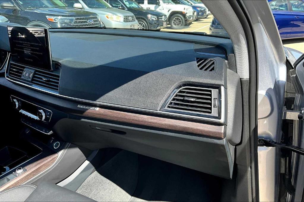 used 2024 Audi Q5 car, priced at $33,995