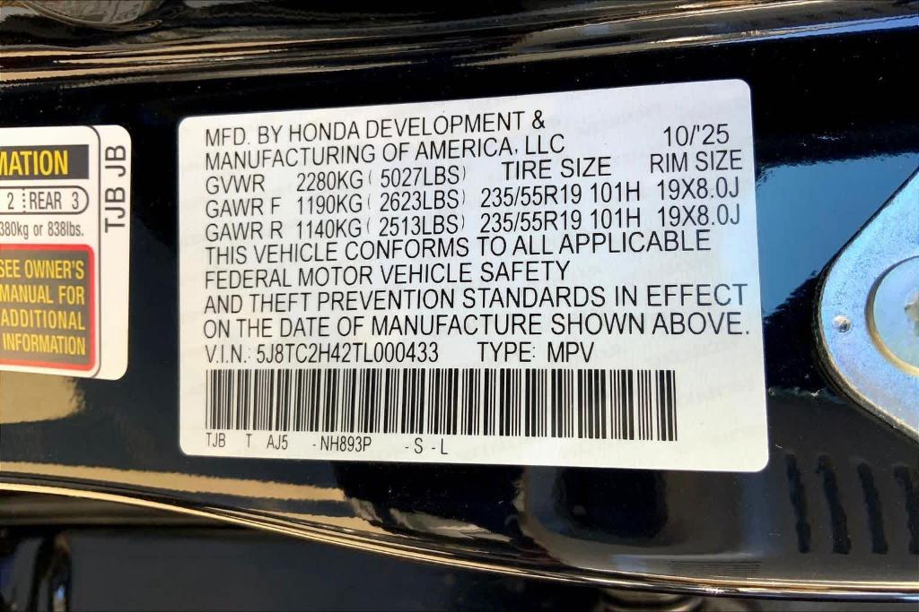 new 2026 Acura RDX car, priced at $47,050