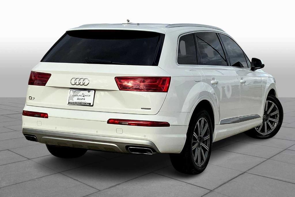 used 2019 Audi Q7 car, priced at $27,495