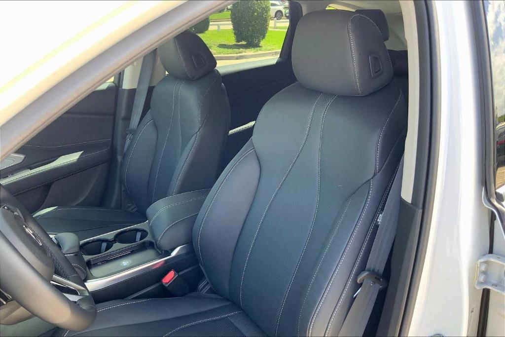 new 2025 Acura RDX car, priced at $49,250