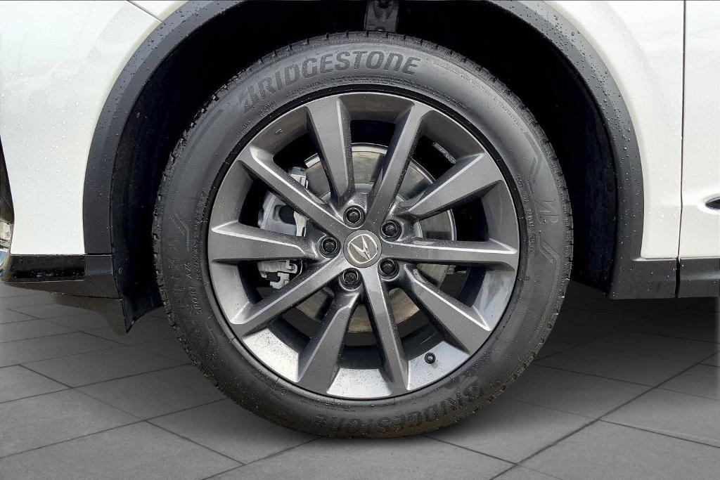used 2025 Acura MDX car, priced at $55,495