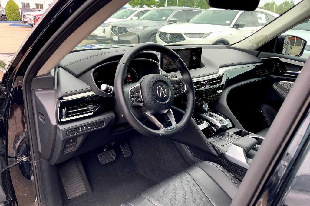 used 2023 Acura MDX car, priced at $43,495
