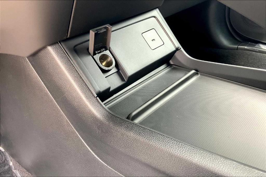 new 2025 Acura RDX car, priced at $46,650