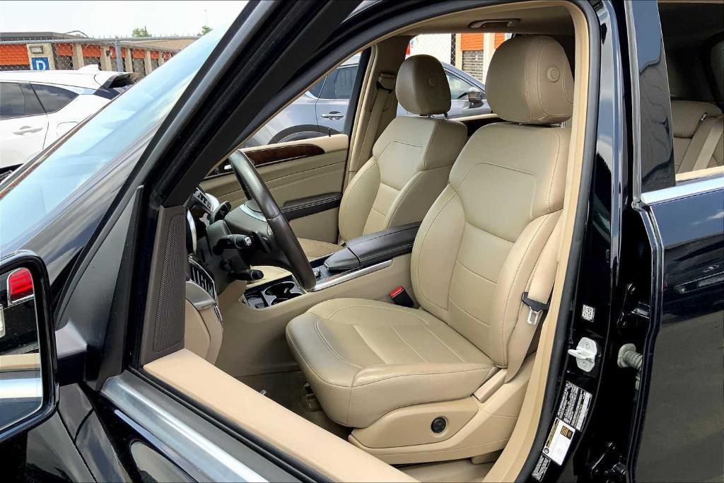 used 2015 Mercedes-Benz M-Class car, priced at $12,995