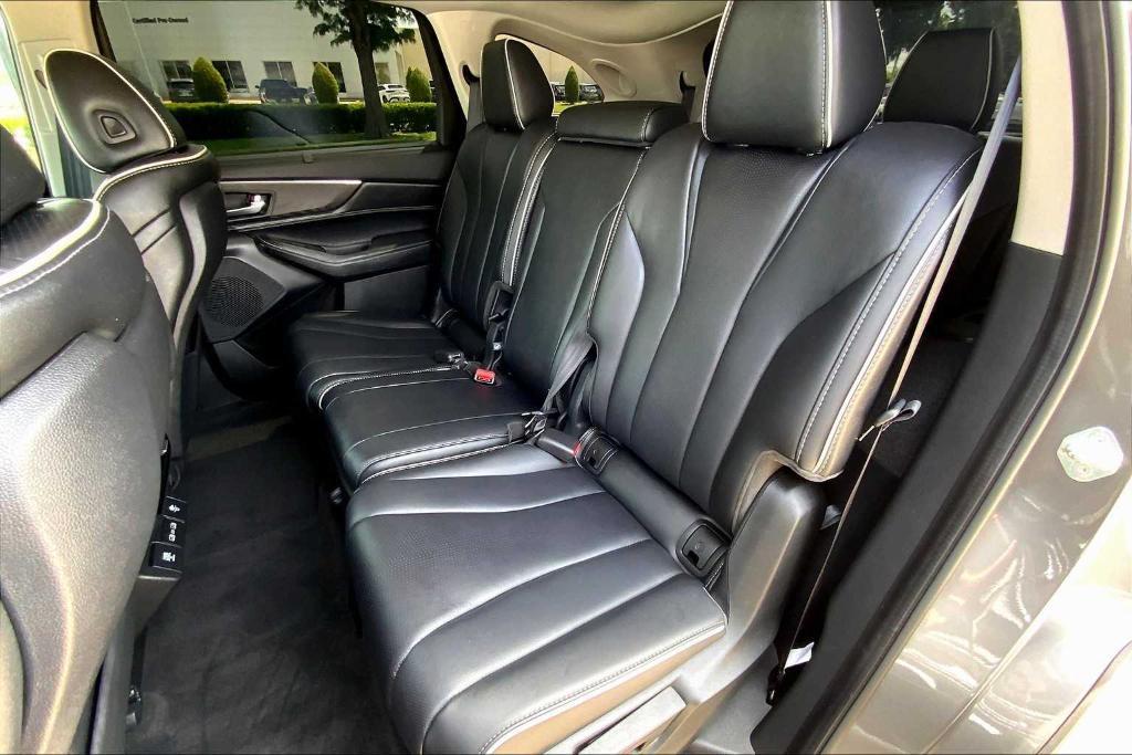 used 2024 Acura MDX car, priced at $53,495