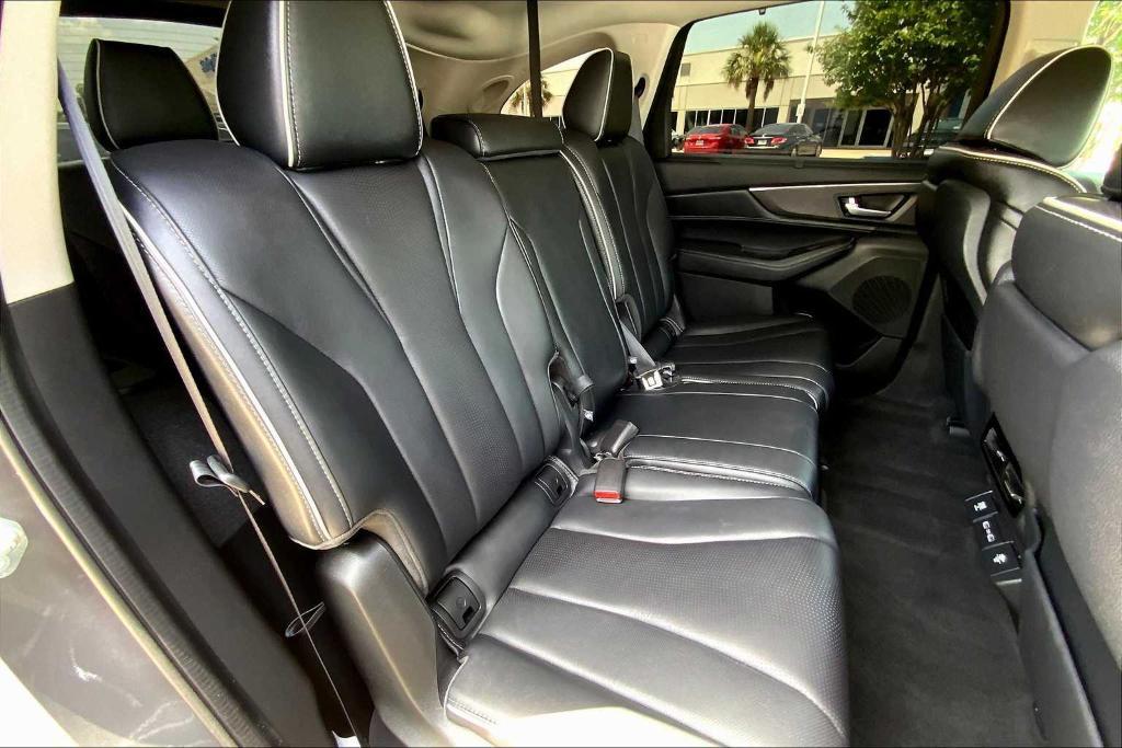 used 2024 Acura MDX car, priced at $53,495