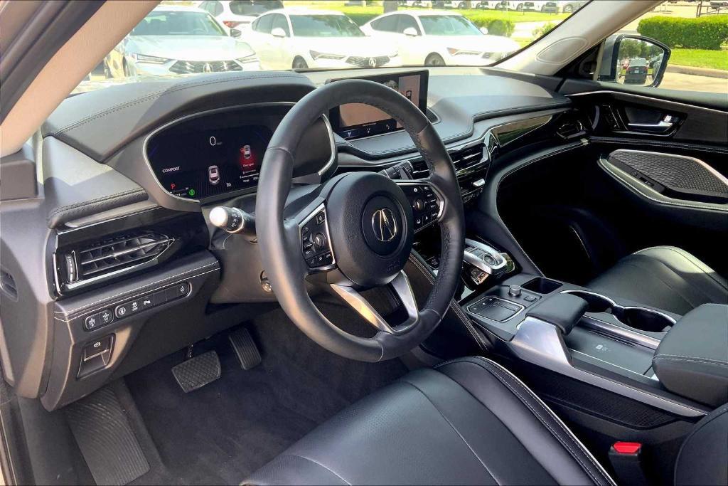used 2024 Acura MDX car, priced at $53,495