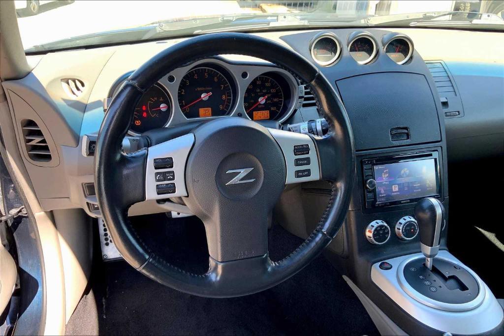 used 2007 Nissan 350Z car, priced at $10,495