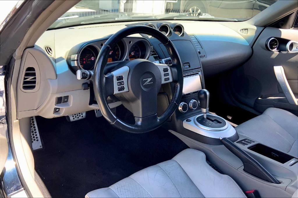 used 2007 Nissan 350Z car, priced at $10,495