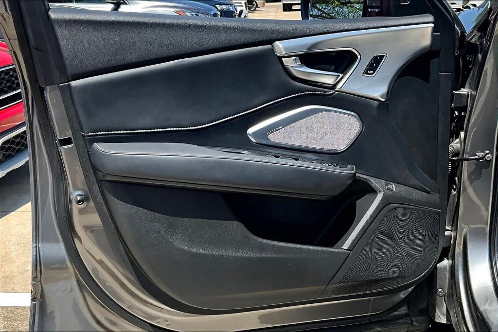used 2023 Acura RDX car, priced at $35,995